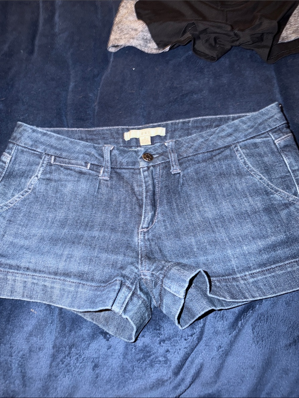 Forever 21 Women's Blue Denim Jean Shorts